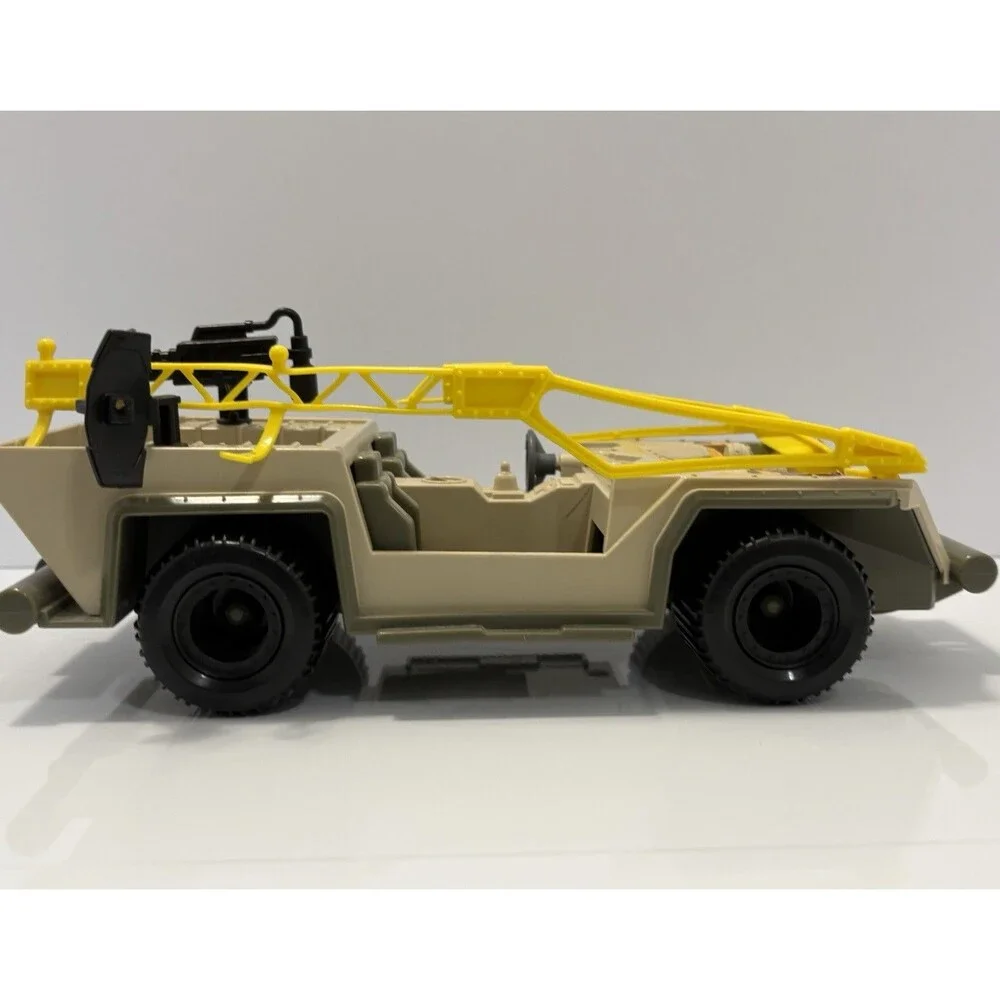 Capture Cruiser Jurassic Park Dino Trackers VTG 1994 Kenner Vehicle Incomplete